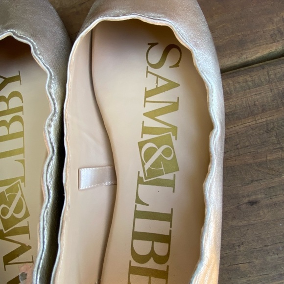 NWOT. Sam & Libby ballet flats women’s size 6 creamy silver - Picture 6 of 6